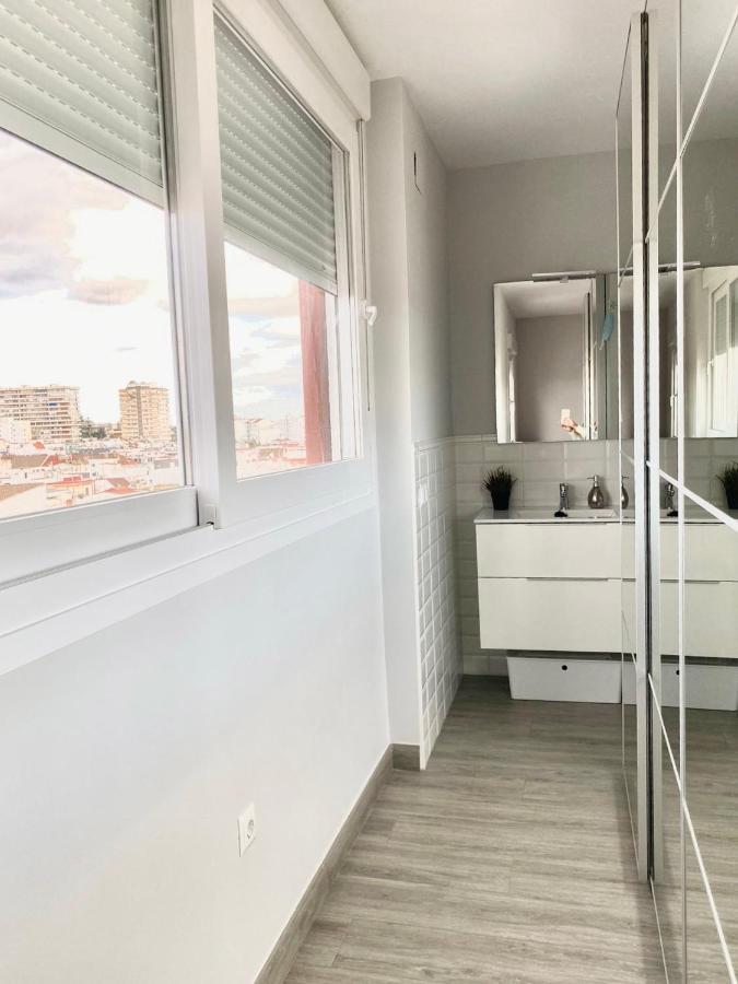 Apartament Luxury Attics Avenida Italia Parking Incluido Huelva Zewnętrze zdjęcie